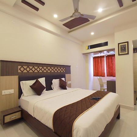 Oyo 11489 Pkn Classic Regency Madurai Exteriör bild