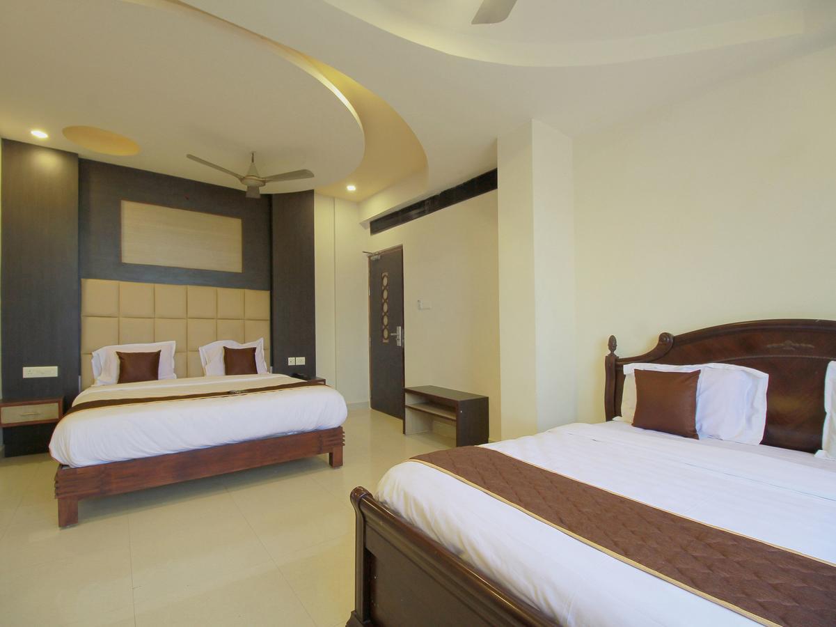 Oyo 11489 Pkn Classic Regency Madurai Exteriör bild