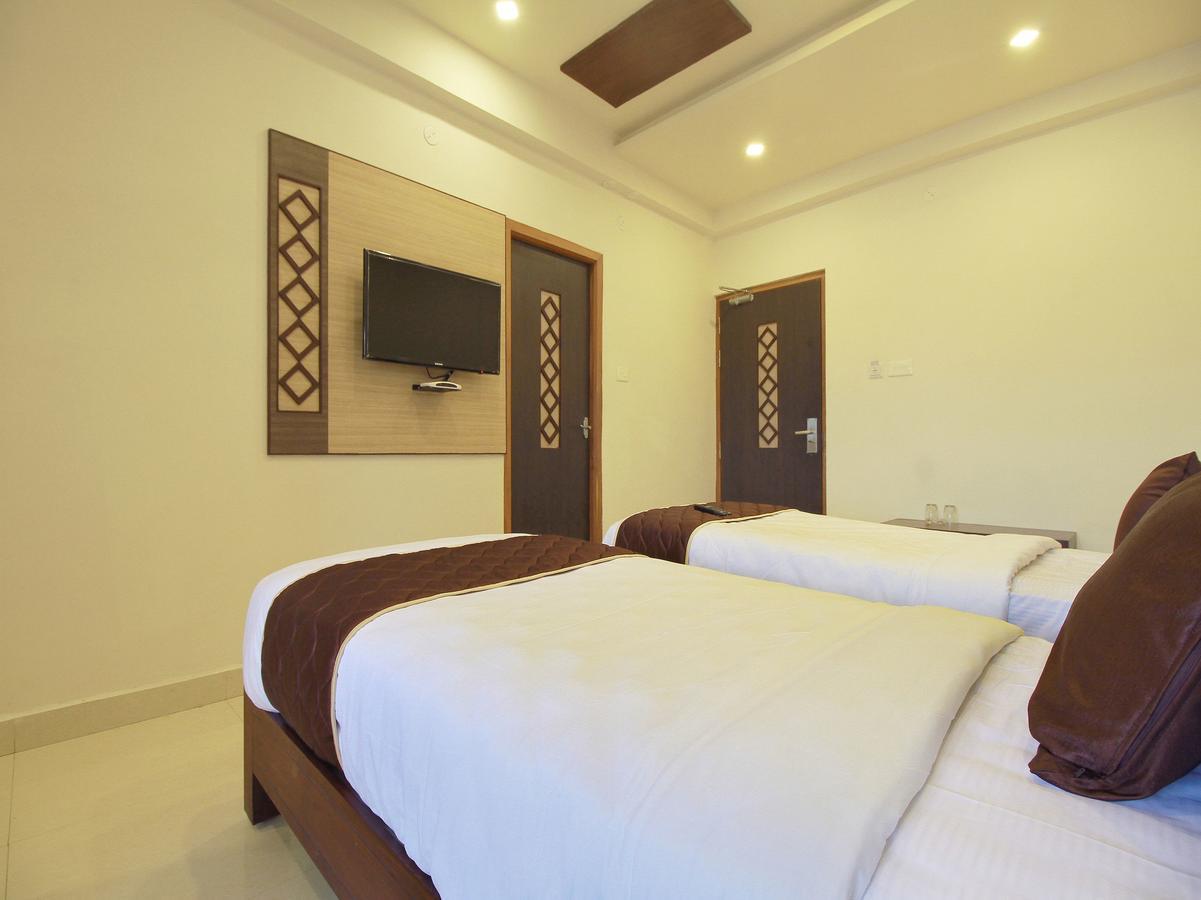 Oyo 11489 Pkn Classic Regency Madurai Exteriör bild