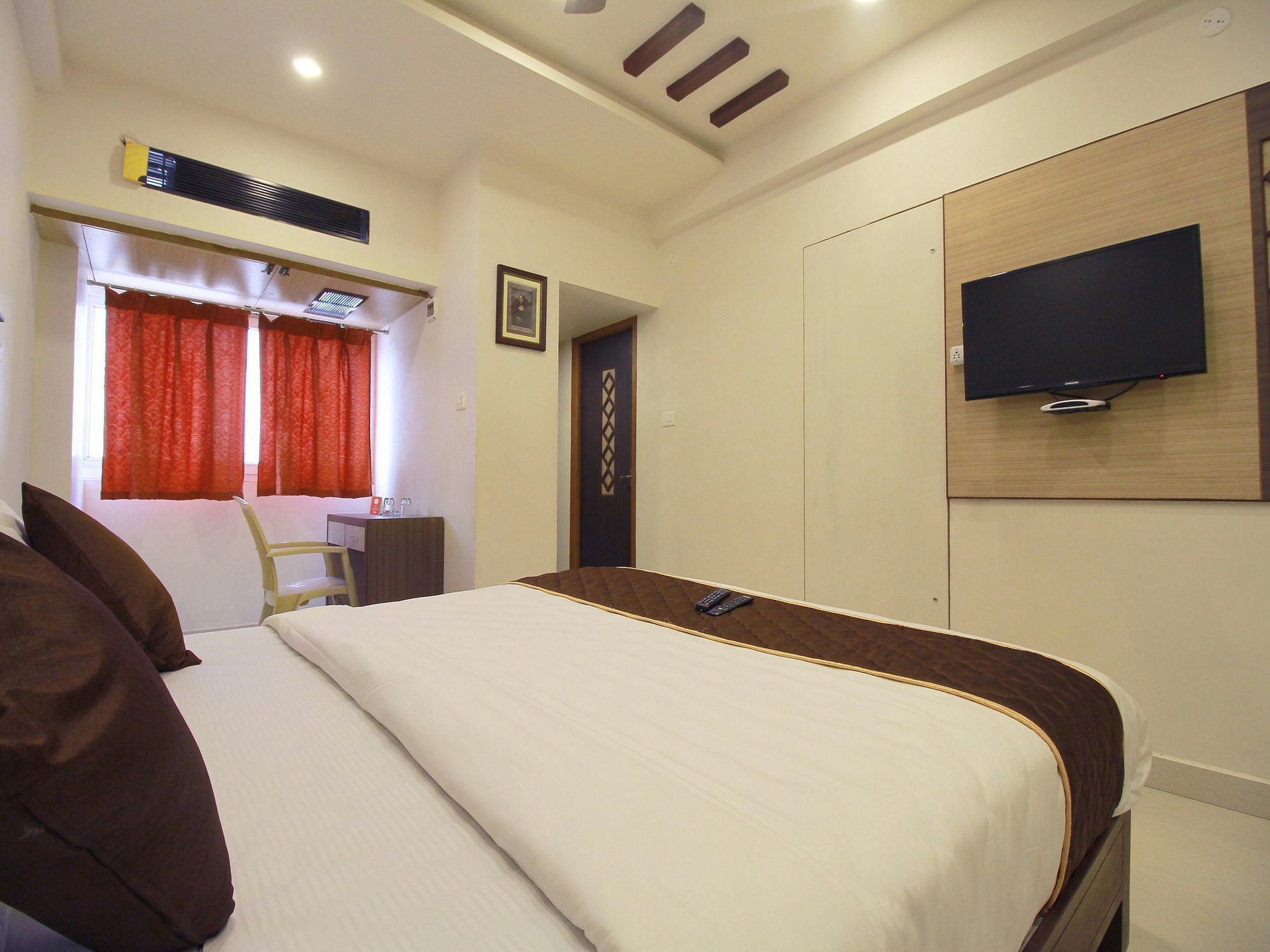 Oyo 11489 Pkn Classic Regency Madurai Exteriör bild